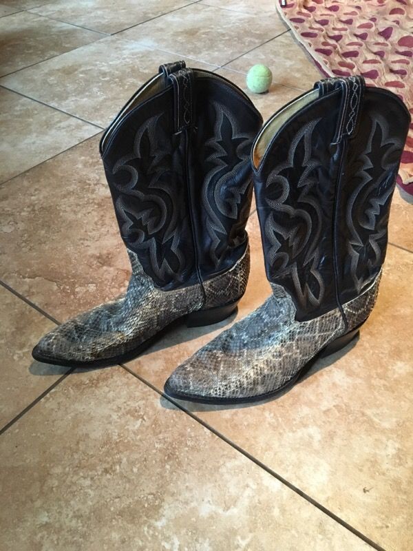 tony lama rattlesnake skin boots