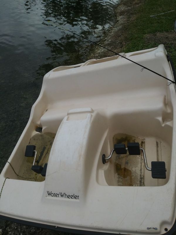Pelican paddle boat needs parts but floats great (Boats & Marine) in