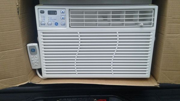 GE AC wall unit w/ remote (Appliances) in Hayward, CA