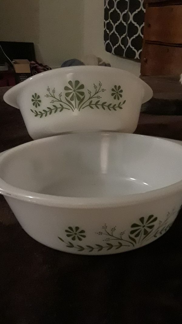 Vintage Glasbake Bowls (Antiques) in Troy, NY Vintage Glasbake Bowls (Antiques) in Troy, NY