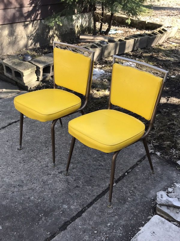 Vintage vinyl chairs (Furniture) in Glenview, IL OfferUp