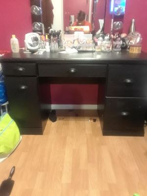 New and Used Makeup vanity for sale in Palm Springs, CA - OfferUp New and Used Makeup vanity for sale in Palm Springs, CA - OfferUp