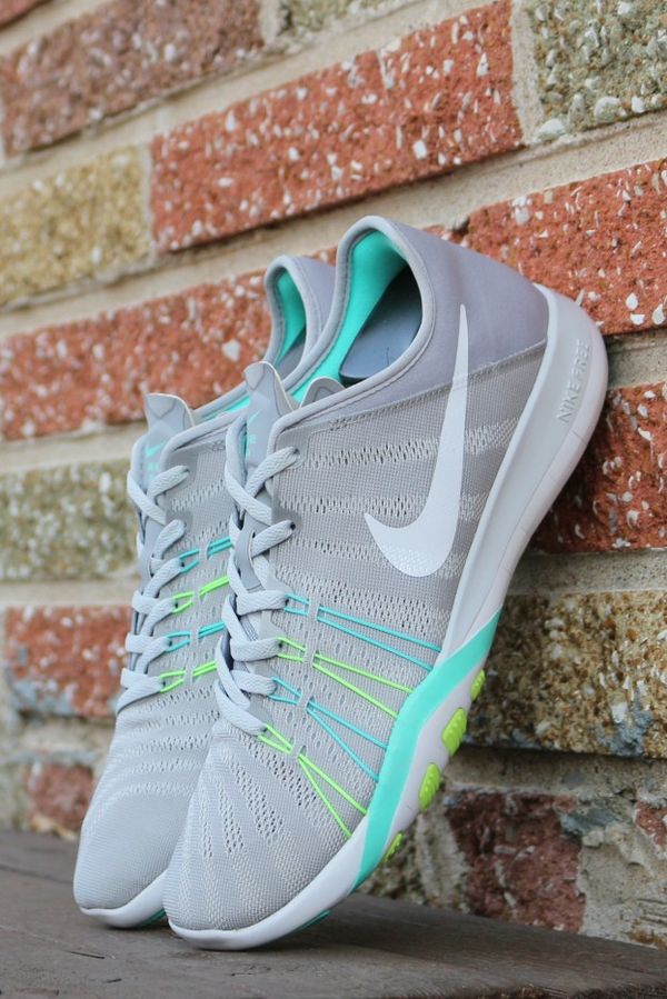 women s nike free tr 6 833413 nike logo galaxy t-shirts in roblox women s nike free tr 6 833413 nike logo galaxy t-shirts in roblox
