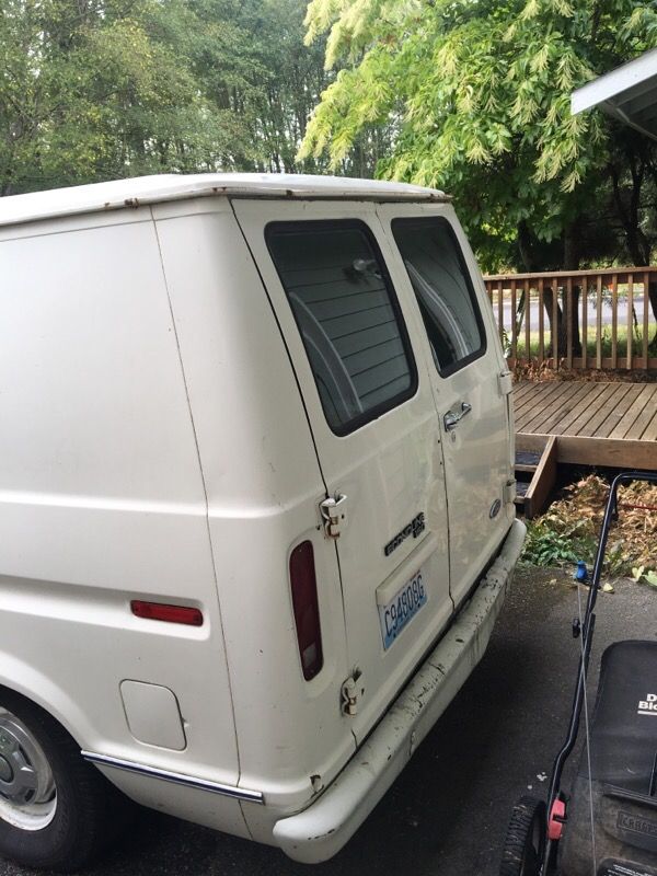 1991 Ford Econoline White Work Van ( Cars &amp; Trucks ) in Everett, WA 