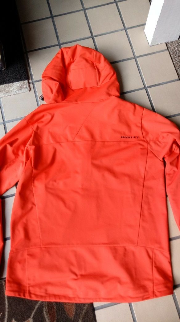 oakley windstopper oakley windstopper