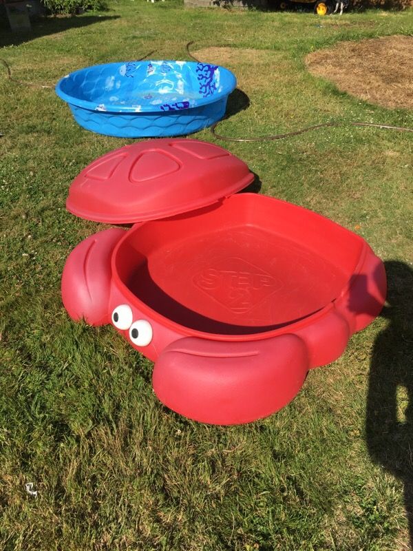 Step 2 sand box with lid (Baby & Kids) in Everett, WA OfferUp