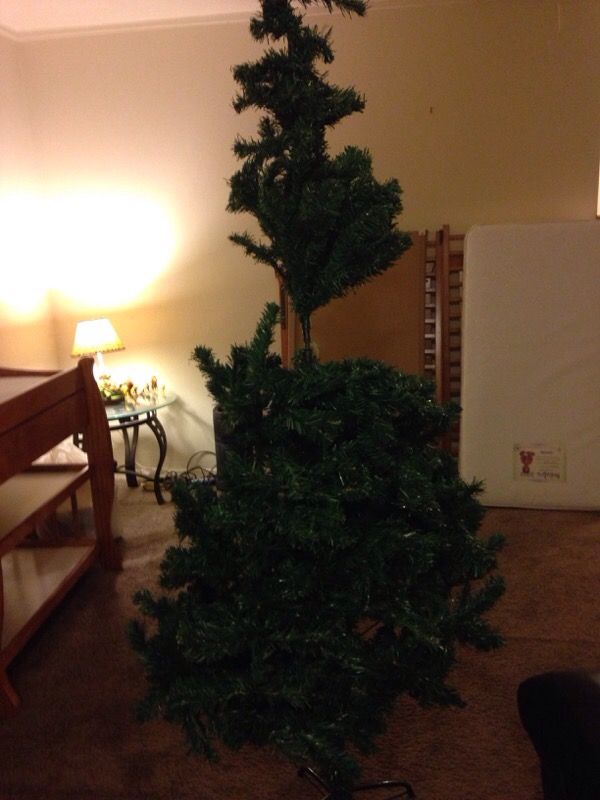 artificial christmas tree household in seattle wa offerup artificial christmas tree household in seattle wa offerup