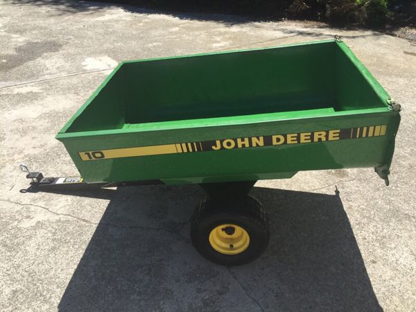 John Deere lawn mower trailer (Home & Garden) in Lake Stevens, WA
