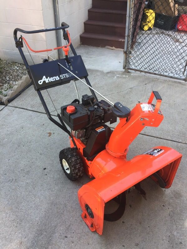 Ariens ST 524 snow blower with electric start (Home & Garden) in ...