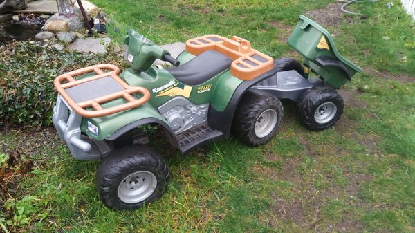 Power Wheels Kawasaki ATV & Dump Trailer (Baby & Kids) in Everett, WA