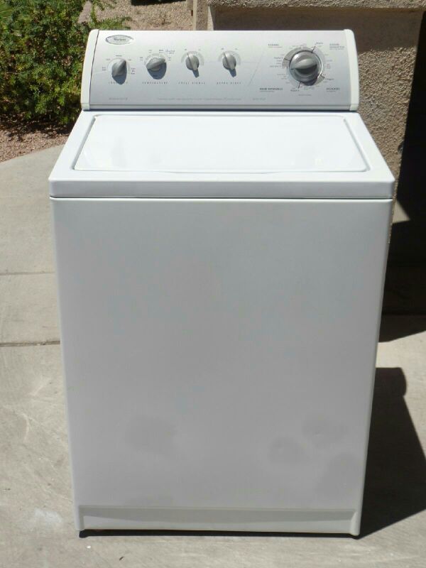Excellent Whirlpool Ultimate Care II Super Capacity Plus Washer & Electric Dryer Set (Appliances