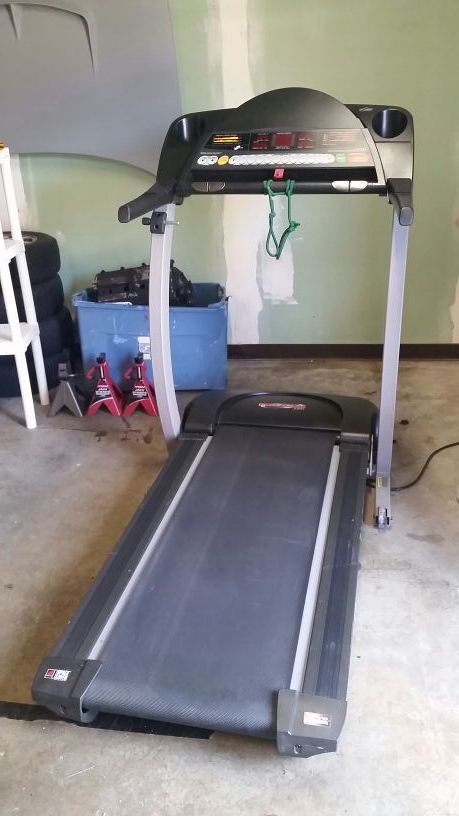 Proform 520x treadmill (Beauty & Health) in Everett, WA - OfferUp