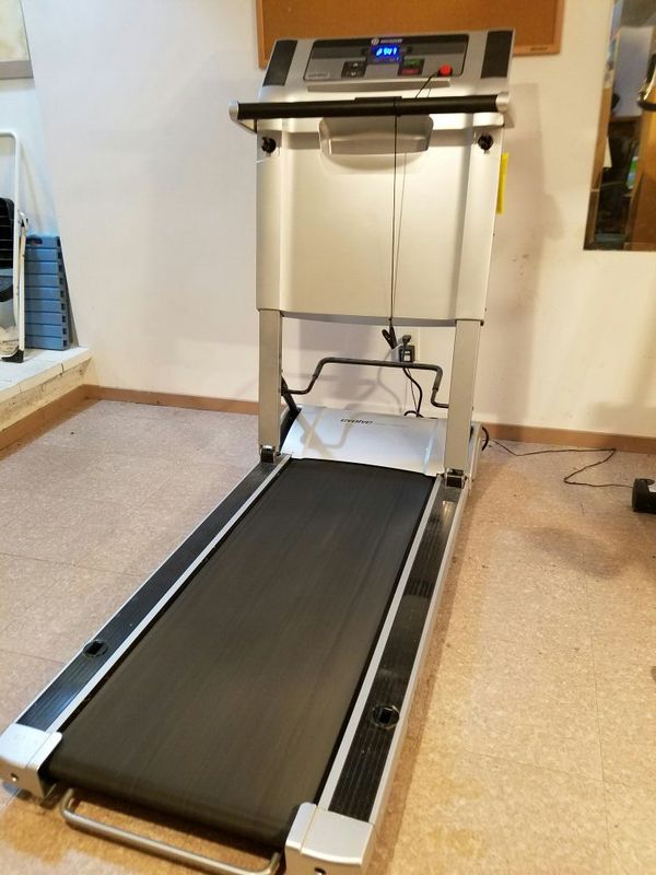 Horizon Evolve Compact Treadmill (Sports & Outdoors) in Seattle, WA