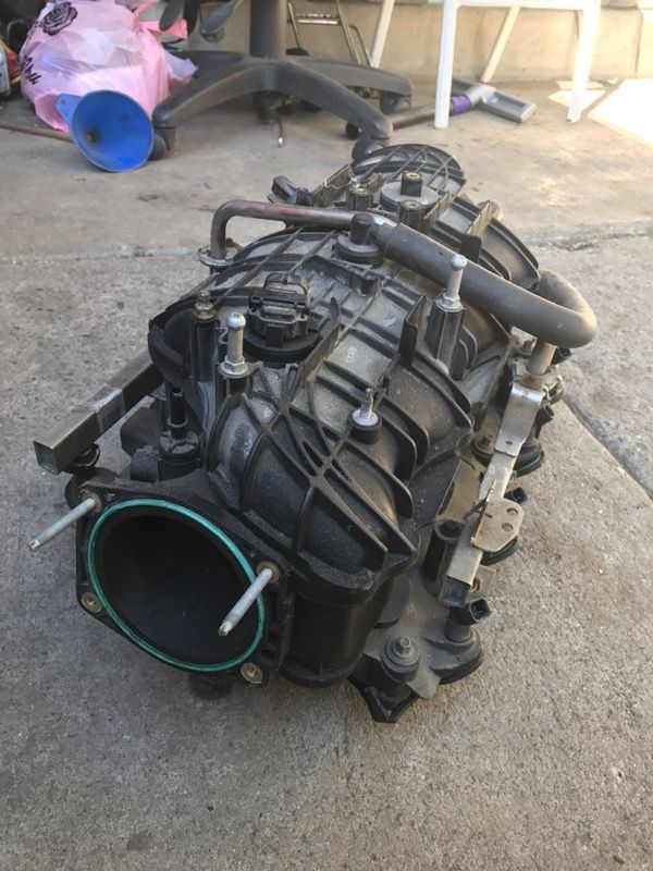 Trailblazer SS intake manifold (Auto Parts) in San Jose, CA OfferUp