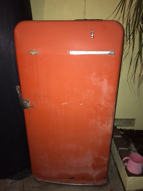 1950’s General Motors vintage frigidaire (Appliances) in San Diego, CA