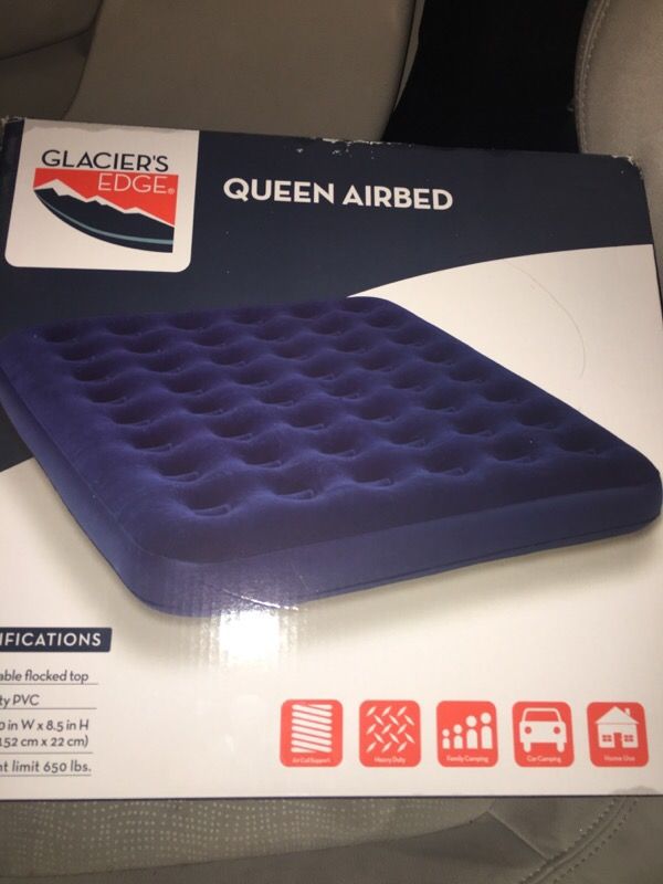 Glaciers edge queen air mattress (Sports & Outdoors) in Tulalip, WA