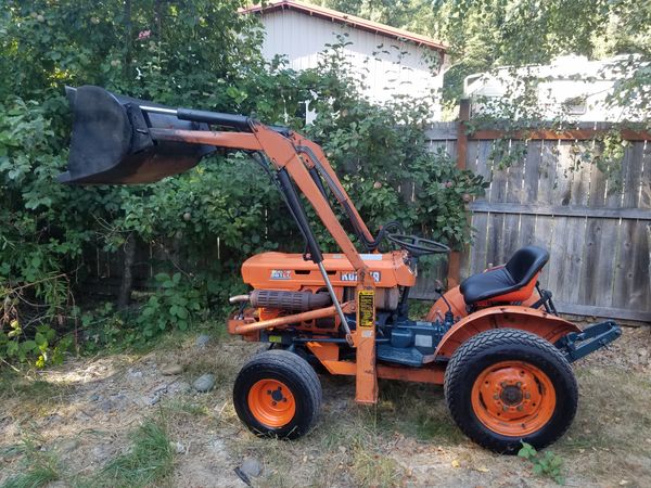 Kubota B6100 diesel tractor 4wd with factory bucket loader (General) in ...