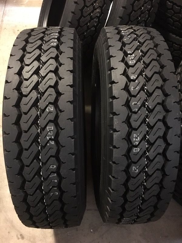 255/70R22.5 ~ 16Ply Yokohama Drive Tire (Cars & Trucks) in ...
