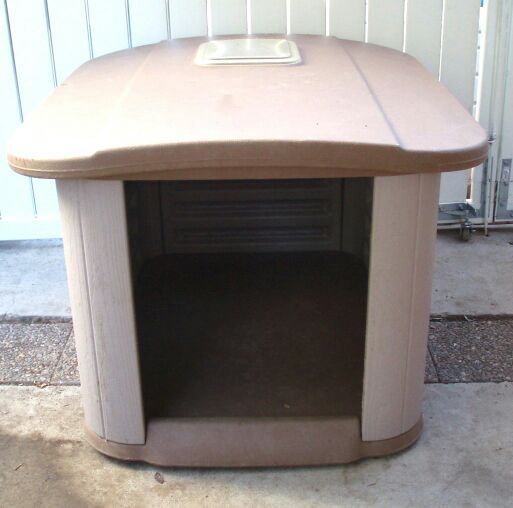 The thinking outside smart pet retreat dog house (Pet Supplies) in Lake