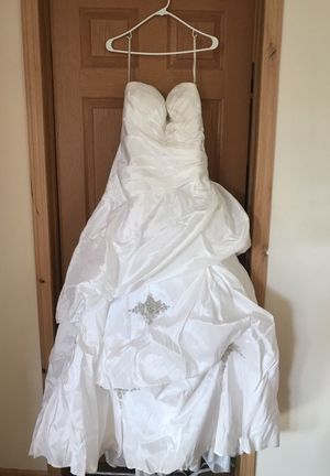 Best 35  new and used Wedding dresses for sale in Minot, ND - OfferUp