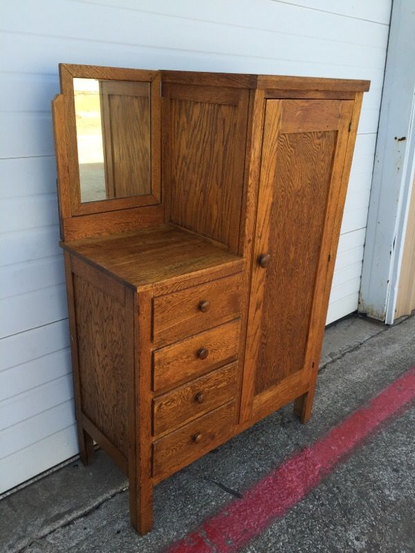 Antique Chifferobe wardrobe drawers & mirror combo (Furniture) in