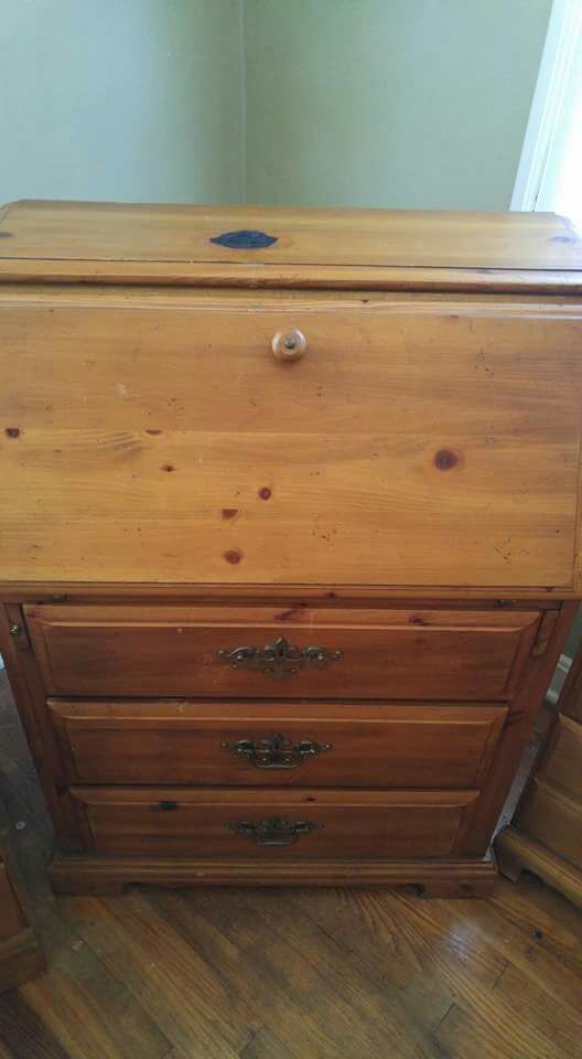 Bedroom Set ( Furniture ) in Jacksonville, FL - OfferUp