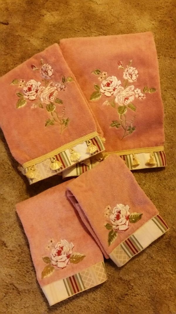 victorian towel