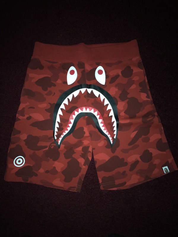Bape a Bathing Ape shark shorts red camo supreme Bape box logo LV BBC ...