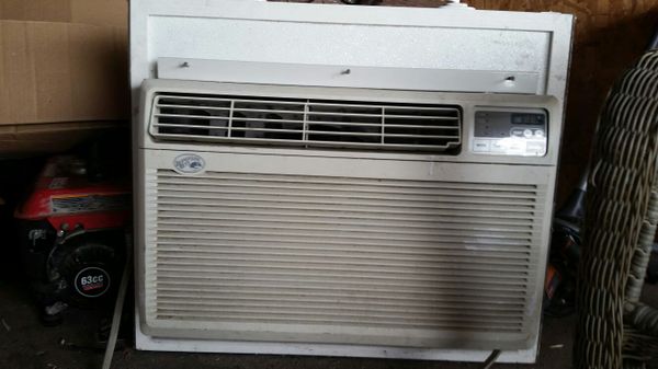 Hampton Bay Window Air Conditioner, 14500 BTU (Household) in Warren, MI