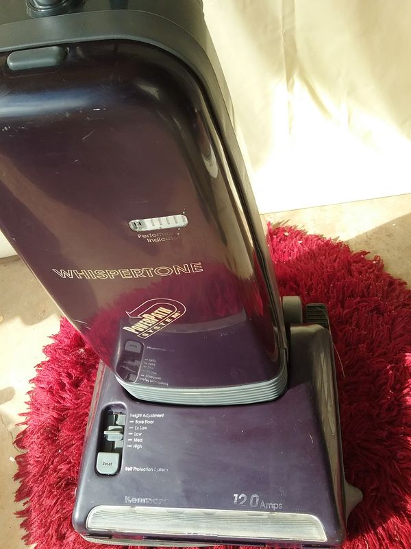 Kenmore Whispertone Powerpath Vacuum 12.0 Amps (Household) in Abilene, TX