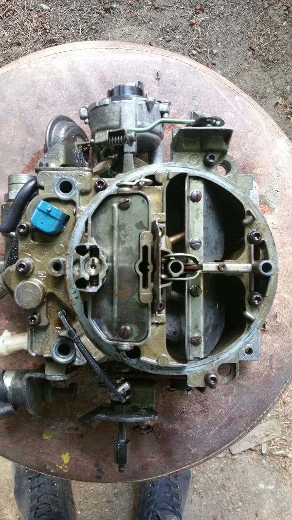 Quadrajet carburetor hook up