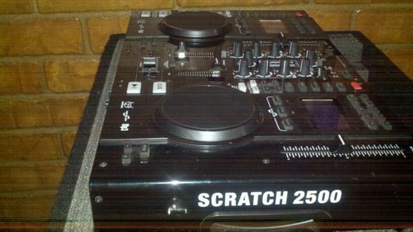 Edison Scratch 2500 professional mixer (General) in Hayward, CA - OfferUp