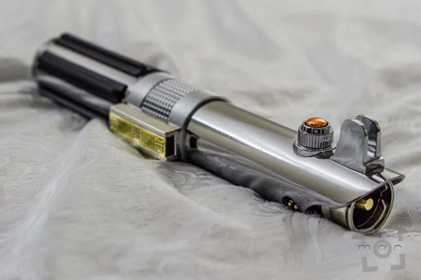 fx lightsaber removable blade