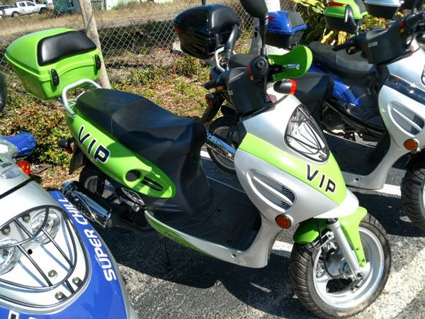 2017 Riya VIP 150cc Scooter Moped 2017 Riya VIP 150cc Scooter Moped
