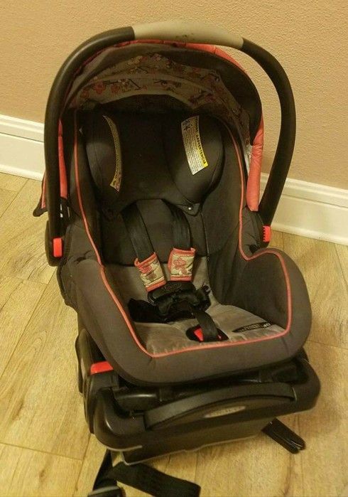 Graco SnugRide Click Connect 40 Infant Car Seat - Emma (Baby & Kids ... Graco SnugRide Click Connect 40 Infant Car Seat - Emma (Baby & Kids ...