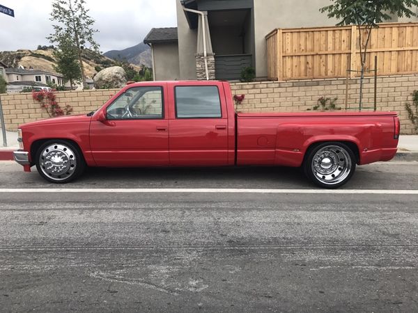 1992 Chevy Crew Cab Dually 1 of a Kind ! Lowered on 22" Alcoas , Full