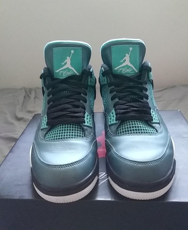 Air Jordan 4 Retro (Clothing & Shoes) in Springdale, OH
