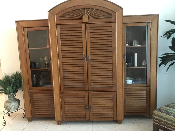 Tommy Bahama Wall Unit (Furniture) in Boca Raton, FL - OfferUp Tommy Bahama Wall Unit (Furniture) in Boca Raton, FL - OfferUp