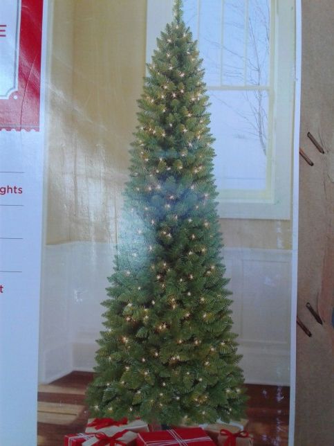 7 Ft Prelit Xmas Tree 7 Ft Prelit Xmas Tree