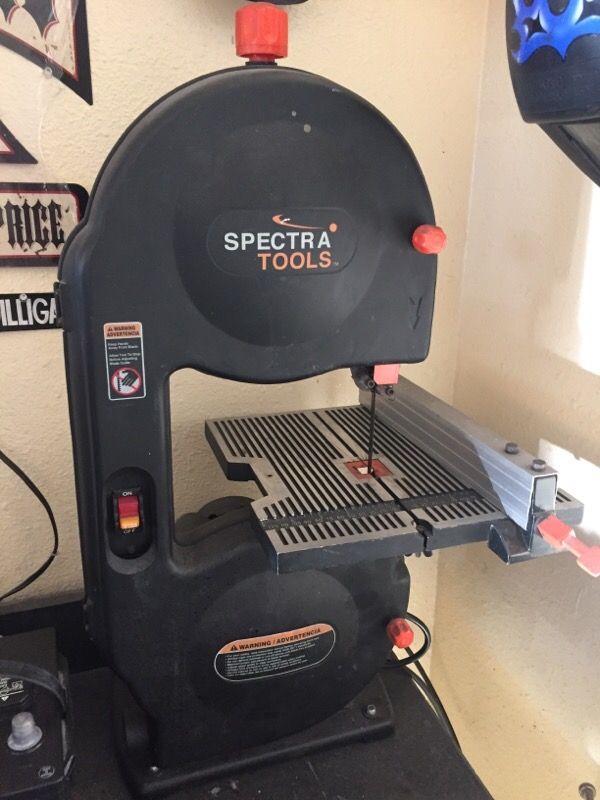 Spectra bandsaw , comes with extra brand new blade (Tools ...