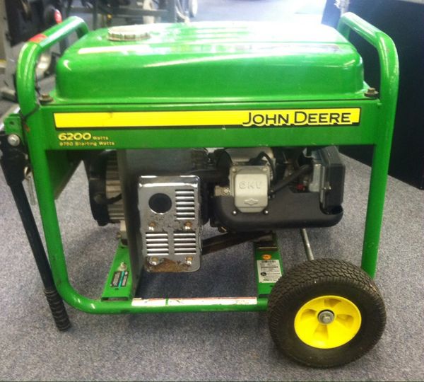 John Deere 6200 Watt Generator (Tools & Machinery) in Whittier, CA