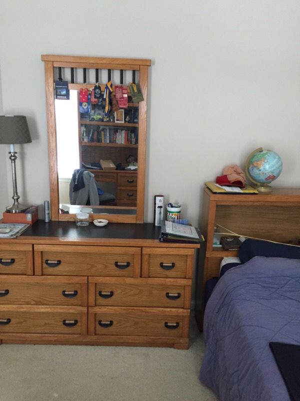 3 Piece Bedroom Set Furniture in Richboro PA OfferUp