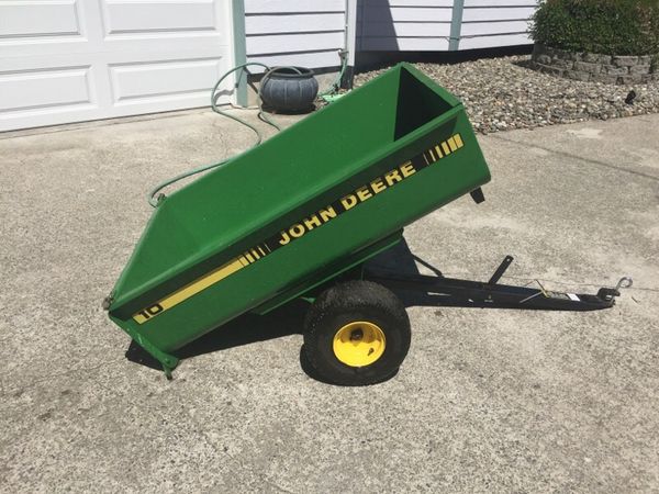 John Deere lawn mower trailer (Home & Garden) in Lake Stevens, WA