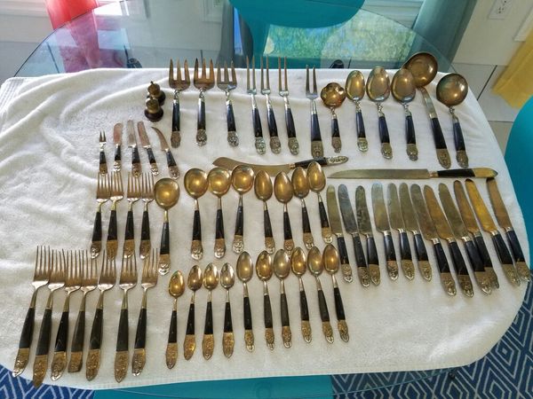 63 piece Vintage Flatware set from Siam service for 6 (Household) in ... 63 piece Vintage Flatware set from Siam service for 6 (Household) in ...