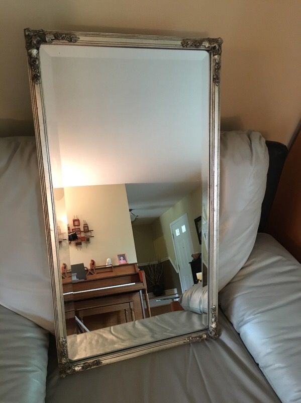 18x32 Bombay company mirror (Furniture) in Schaumburg, IL OfferUp