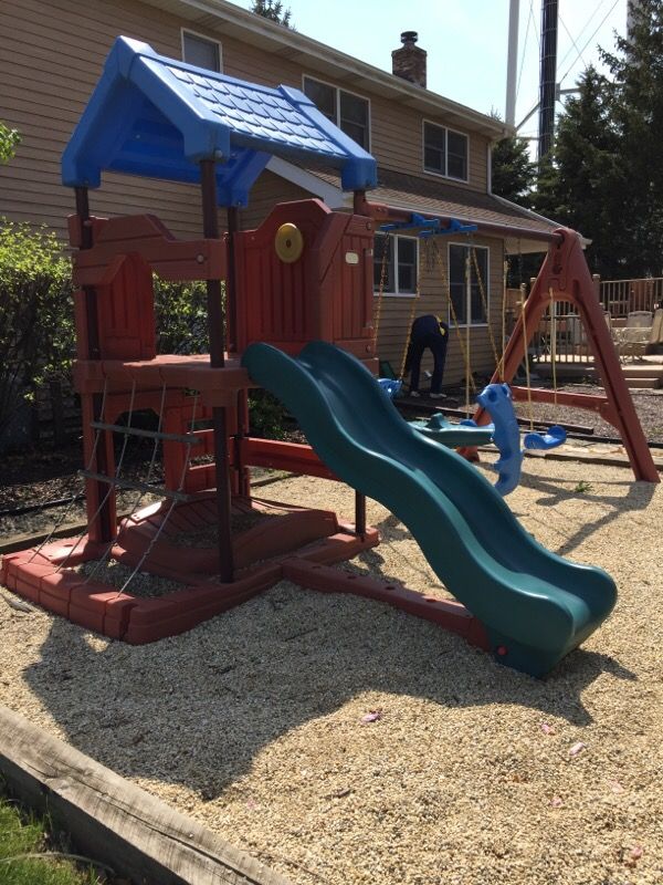 little tikes swing set playhouse