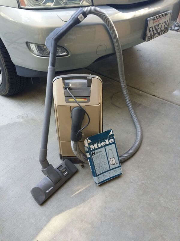 Miele s234i Vacuum Cleaner with Attachments (General) in Signal Hill