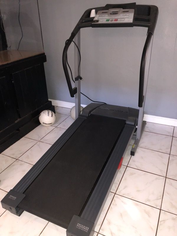 Image 15 0 R Treadmill