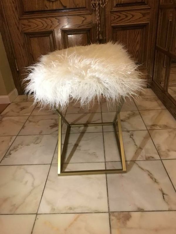New Fluffy Chair Vanity New Fluffy Chair Vanity