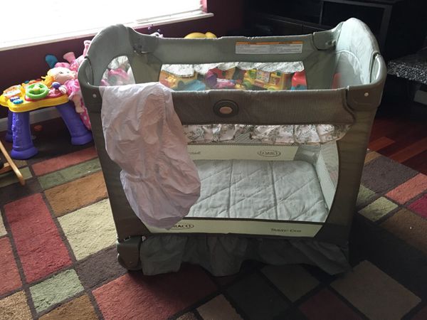 Jeep pack and go baby crib #2
